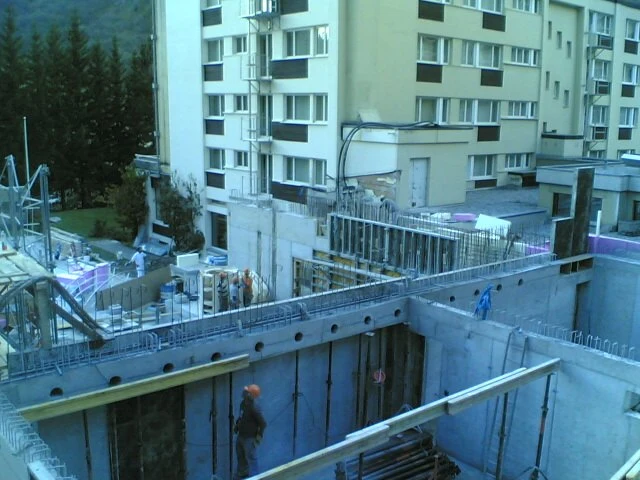 Hôtel Bristol — aménagement de la piscine